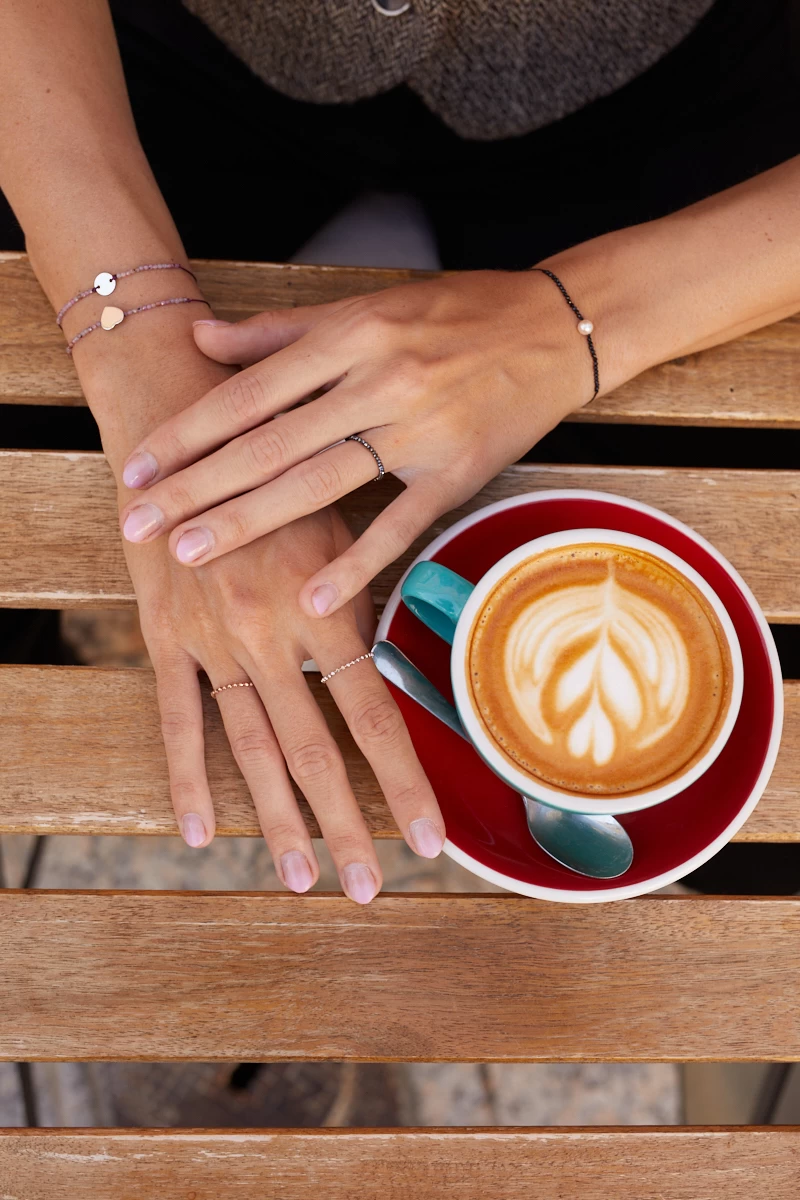 Prsteň so striebornými korálkami