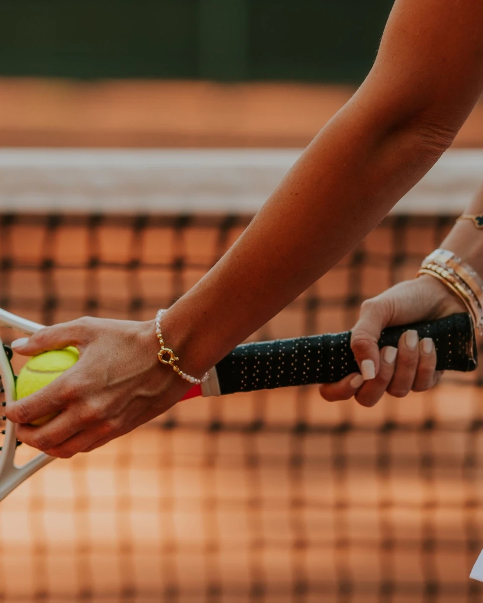 Perlový náramok z 925 striebra pozláteného žltým zlatom s ružovými a bielymi kryštálmi