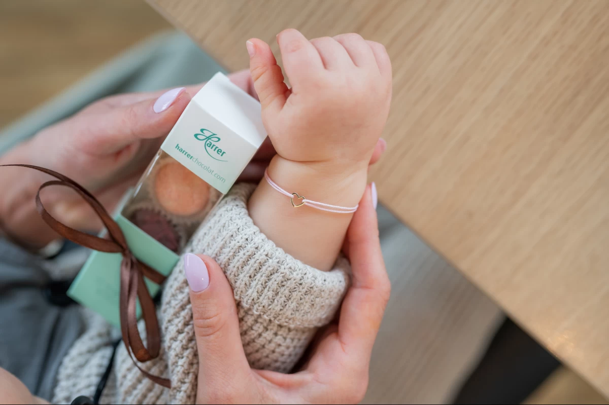 Náramok pre bábätko so srdcom z ružového 14K zlata