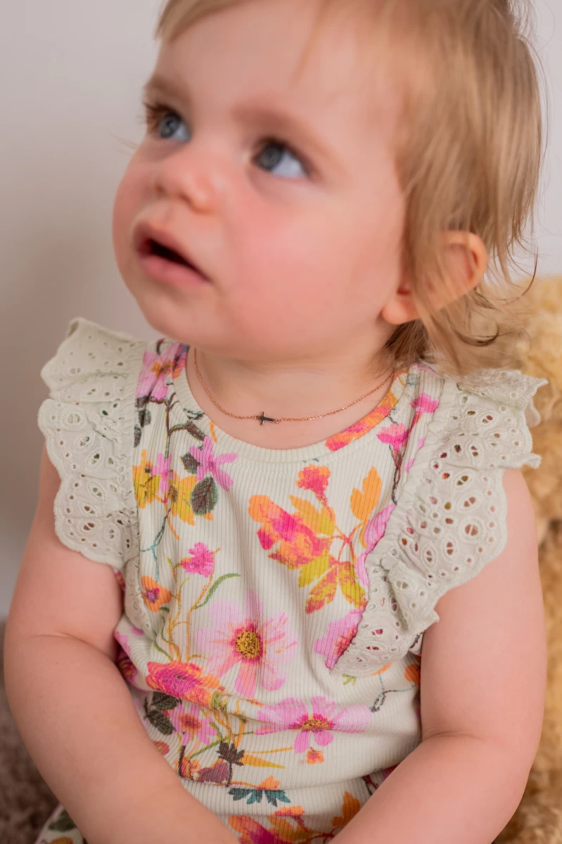 Detský náhrdelník s krížikom zo striebra 925