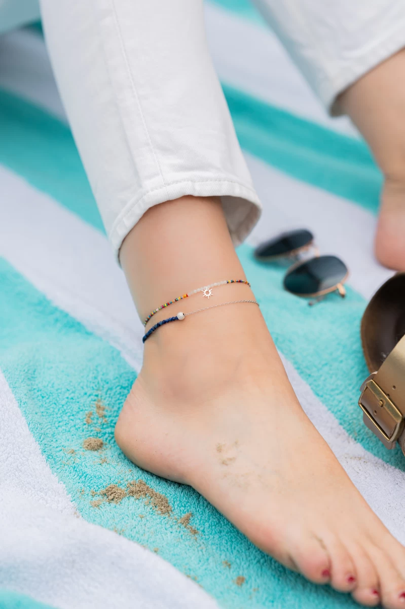 Náramok na členok s minerálom Lapis lazuli a striebornou retiazkou 925